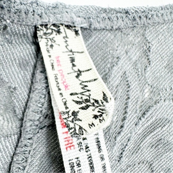 ✅ Free People Galloon Lace Racerback Bra GREY SIZE MEDIUM - Picture 6 of 6